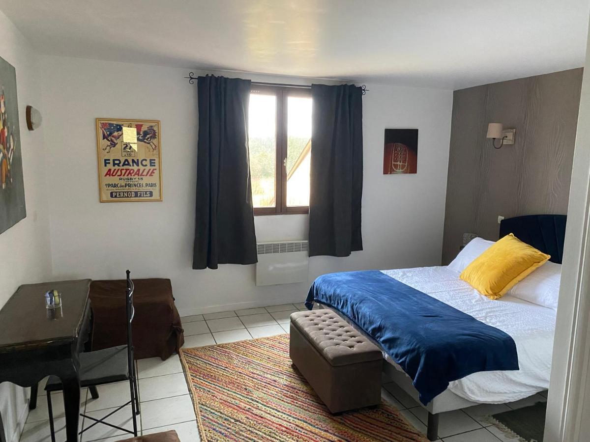 Le Domaine Du Gravier Bed & Breakfast Gramat Exterior photo